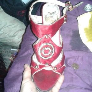 Apple bottom high heels